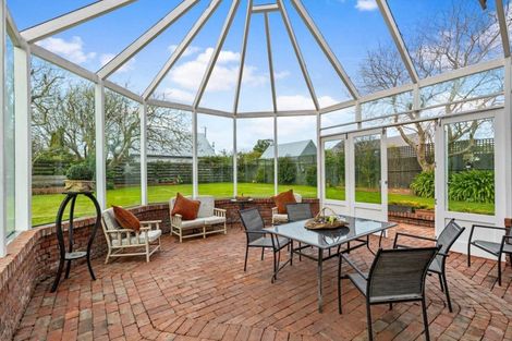 Photo of property in 209 Victoria Avenue, Hokowhitu, Palmerston North, 4410