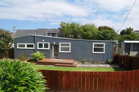 Photo of property in 3 Percival Road, Paraparaumu Beach, Paraparaumu, 5032