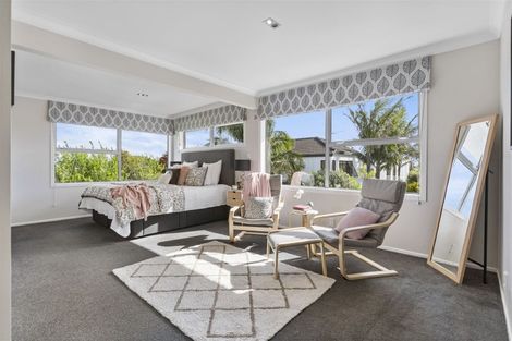 Photo of property in 24 Gulf Crest, Bucklands Beach, Auckland, 2012