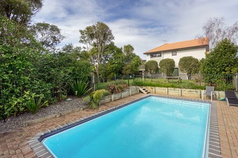 Photo of property in 6/102 Greenhithe Road, Greenhithe, Auckland, 0632