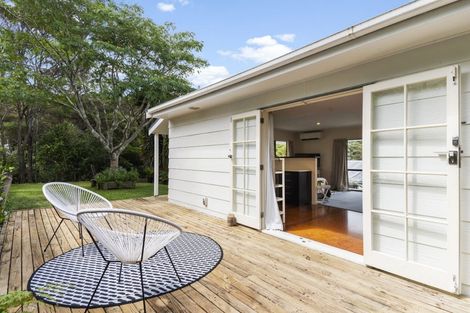 Photo of property in 1/32 Tree View Avenue, Glenfield, Auckland, 0629