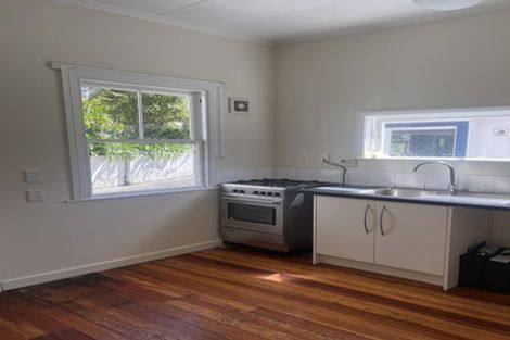 Photo of property in 37 Raroa Road, Kelburn, Wellington, 6012