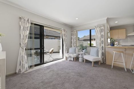 Photo of property in 12 Putaka Place, Papamoa Beach, Papamoa, 3118