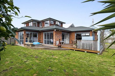 Photo of property in 69 Murray Avenue, Hawera, 4610