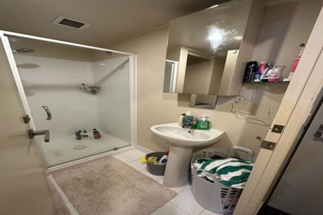 Photo of property in 18 Cityview Place, Massey, Auckland, 0614