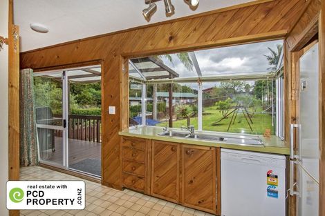 Photo of property in 16 Ranfurly Place, Te Kamo, Whangarei, 0112