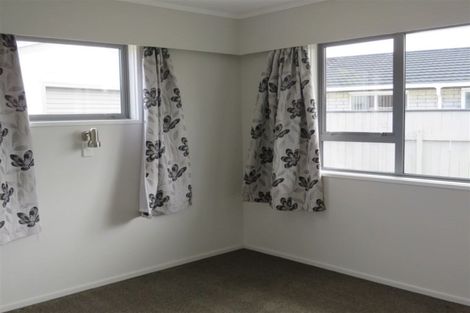 Photo of property in 68 Kennedy Drive, Levin, 5510