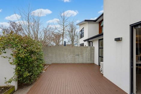 Photo of property in 3b The Oval, Hillmorton, Christchurch, 8024