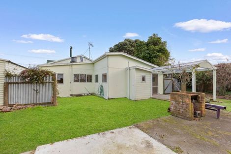 Photo of property in 30 Gloag Street, Waverley, 4510