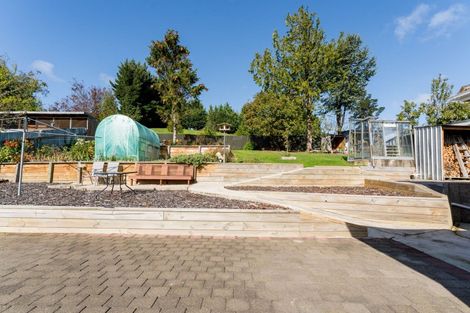 Photo of property in 16 Braeside, Kinmont Park, Mosgiel, 9024