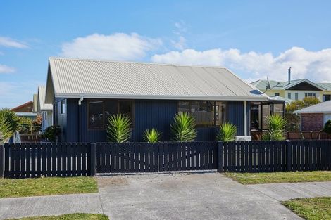 Photo of property in 37a Kotare Place, South Bay, Kaikoura, 7300
