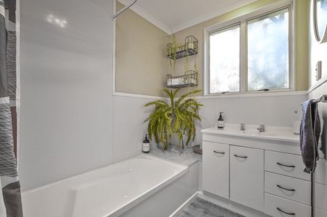 Photo of property in 47 Equestrian Lane, Bridge Pa, Hastings, 4175