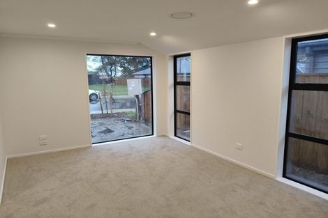 Photo of property in 18 Crossley Avenue, Woodend, 7610