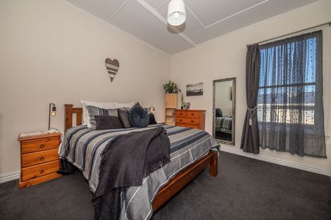 Photo of property in 52 Romilly Street, Westport, 7825