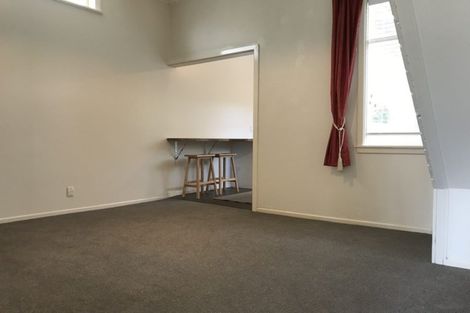 Photo of property in 37 Brougham Street, Mount Victoria, Wellington, 6011