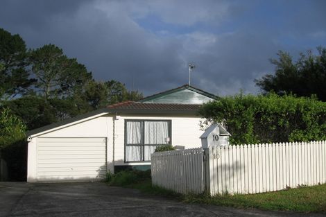 Photo of property in 10 Oakhaven Place, Ranui, Auckland, 0612