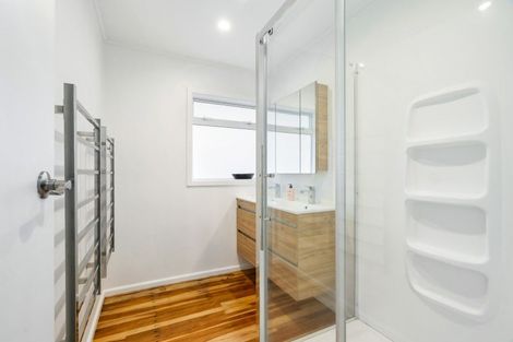 Photo of property in 57a Church Road, Taradale, Napier, 4112