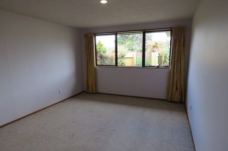 Photo of property in 2/228 Yaldhurst Road, Avonhead, Christchurch, 8042
