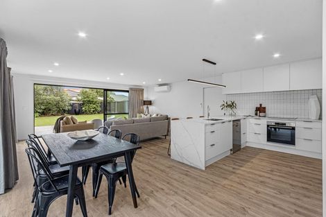 Photo of property in 2 Beauford Place, Parklands, Christchurch, 8083