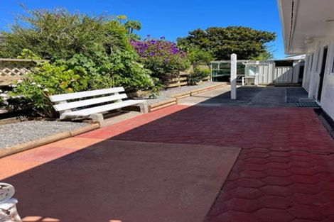 Photo of property in 1a He Awa Crescent, Waikanae, 5036