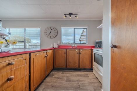 Photo of property in 129 Mclean Street, Woodville, 4920