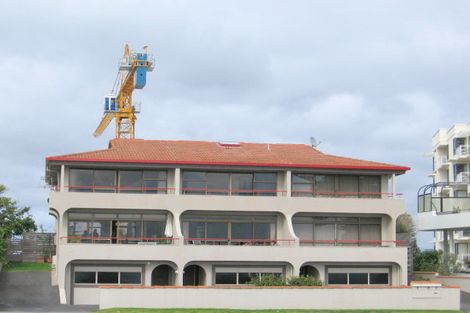 Photo of property in 13 Marine Parade, Mount Maunganui, 3116