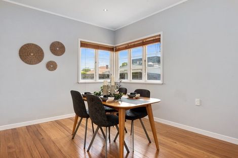 Photo of property in 6 Howden Road, Fairfield, Hamilton, 3214