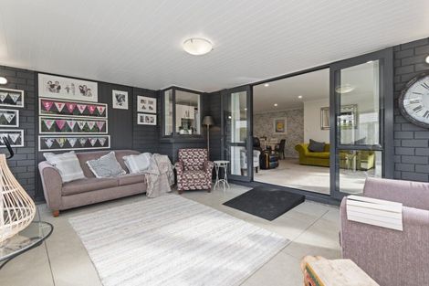 Photo of property in 415 Albert Street, Hokowhitu, Palmerston North, 4410