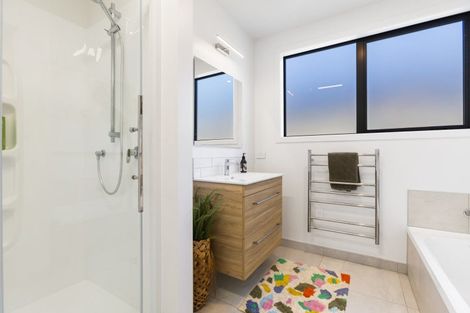 Photo of property in Northlake, 36 Malvern Road, Wanaka, 9305
