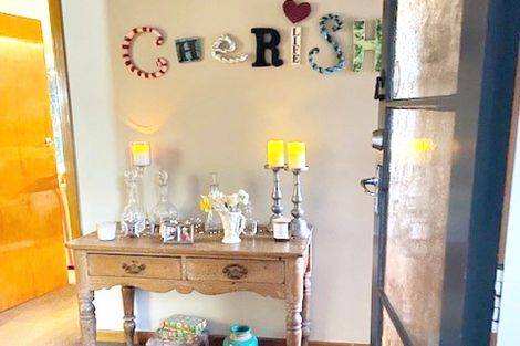 Photo of property in 22 Braid Road, St Andrews, Hamilton, 3200