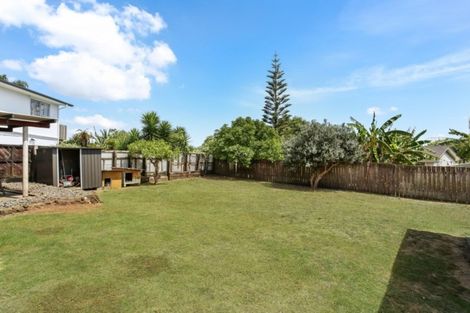 Photo of property in 32 Mack Place, Red Hill, Papakura, 2110