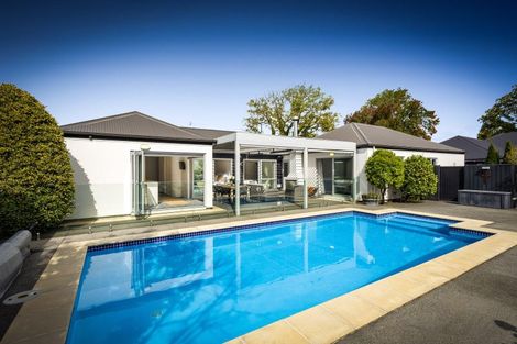 Photo of property in 4 Lewisham Park, St Albans, Christchurch, 8052