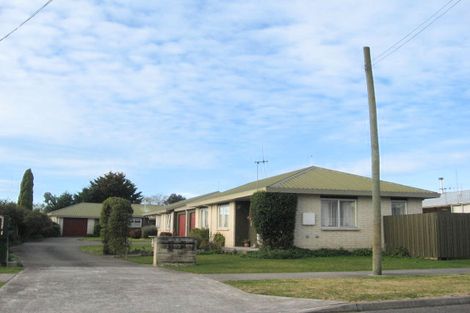 Photo of property in 2/808f Avenue Road East, Parkvale, Hastings, 4122