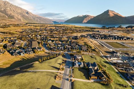 Photo of property in 9 Cunninghams Drive, Jacks Point, Queenstown, 9371