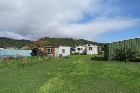 Photo of property in 17 Ives Street, Hector, 7822