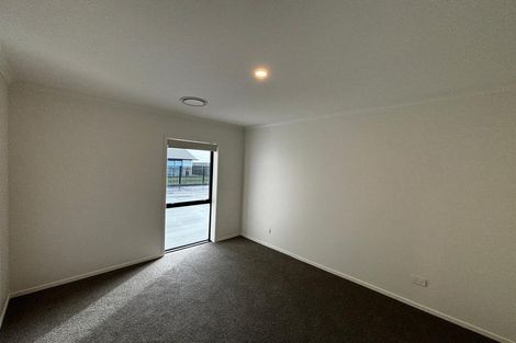 Photo of property in 12 Wilton Street, Westown, New Plymouth, 4310