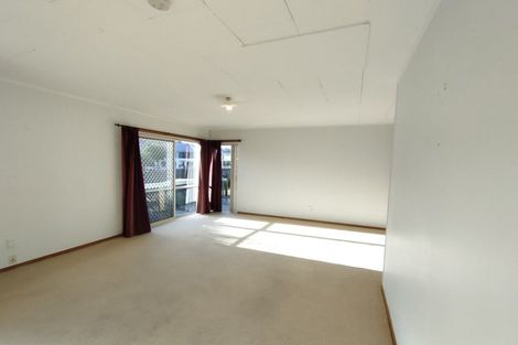 Photo of property in 104 Stanley Road, Glenfield, Auckland, 0629