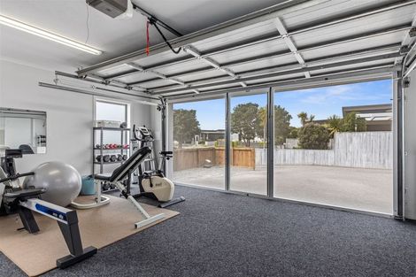 Photo of property in 36 Spinifex Street, Papamoa Beach, Papamoa, 3118