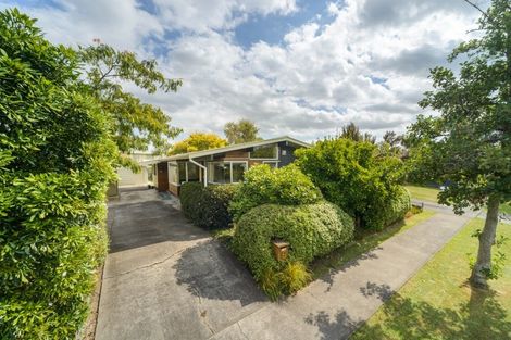 Photo of property in 6 Dunk Place, Milson, Palmerston North, 4414