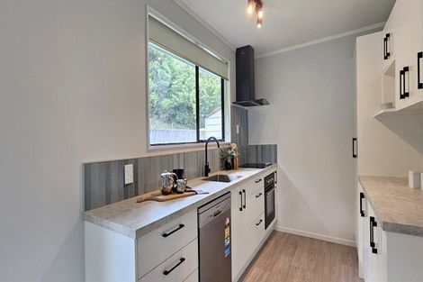 Photo of property in 2/32 Eldon Grove, Taita, Lower Hutt, 5019