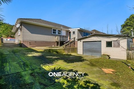 Photo of property in 90 Wood Street, Wainuiomata, Lower Hutt, 5014