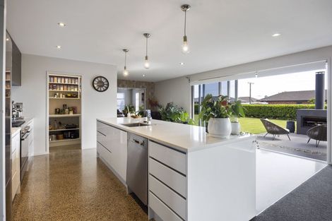 Photo of property in 96b Wills Road, Bell Block, New Plymouth, 4312