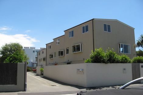 Photo of property in 4/6 Burgess Street, Sumner, Christchurch, 8081