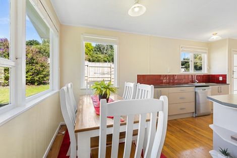 Photo of property in 15 Nash Street, Marfell, New Plymouth, 4310
