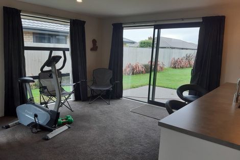 Photo of property in 6 Shale Court, Rolleston, 7614