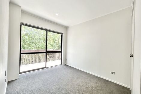 Photo of property in 4b Kathy Terrace, Stanmore Bay, Whangaparaoa, 0932