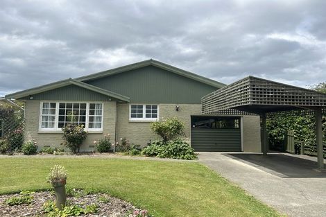 Photo of property in 25 Hillary Street, Winton, 9720