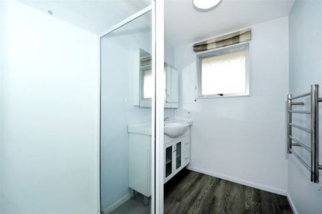 Photo of property in 2/6 Bowman Place, Sockburn, Christchurch, 8042