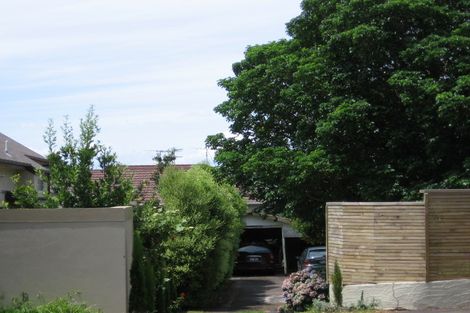 Photo of property in 70 Kitenui Avenue, Mount Albert, Auckland, 1025