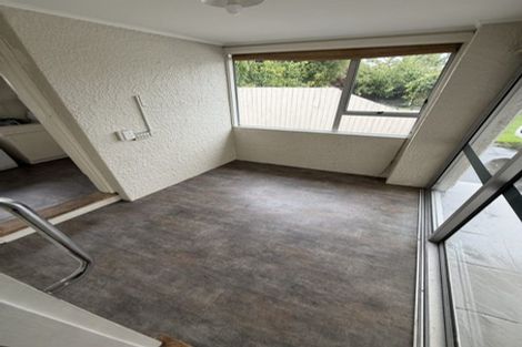 Photo of property in 8 Nyoli Street, Northcote, Christchurch, 8052